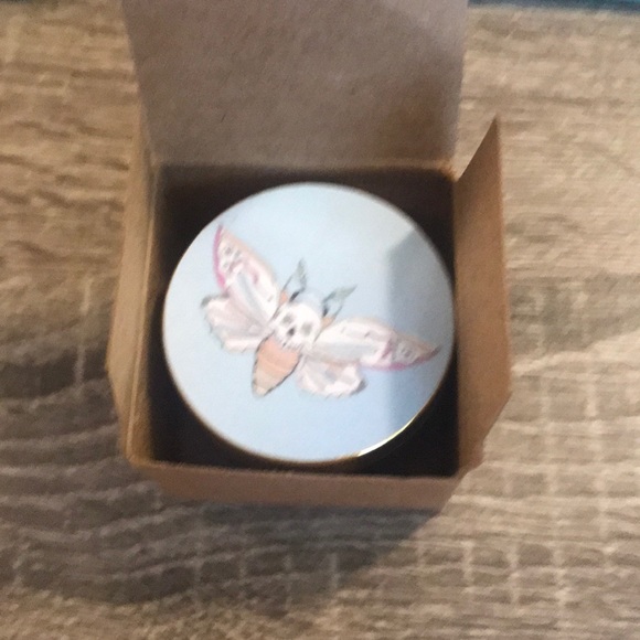 Moth Grinder 💙 - Picture 5 of 5